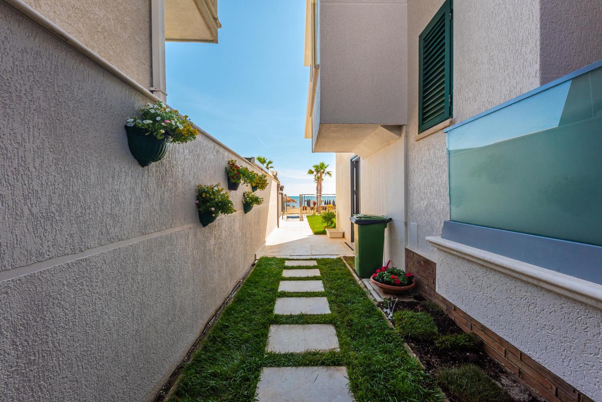 Sea View Apartments Eldo Dıraç Dış mekan fotoğraf